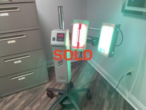 2013 TheraLight VersaClear 100 LED Skin Therapy System - with Green 550nm Skin Rejuvenation & Red 615nm Fine Lines & Wrinkles LED Lamps - Excellent Conditionx