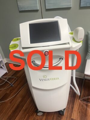 2017 Venus Concepts Versa - with (7) HANDPIECES - (5) IPL Handpieces - 420 AC Dual, SR515, SR580, HR650XL, HR690XL, & (2) Radio Frequency Skin Tightening Handpieces - Diamond Polar Face, Octipolar Body - UNLOCKED - Free Shipping & Warranty (km/bre-ve)s