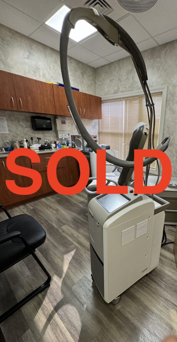 2018 Cutera Excel HR - VERY LOW PULSE COUNT - 1064nm & 755nm Hair Removal System, Pigment, Facial & Leg Veins, Laser Genesis Skin Rejuvenation - All Skin Types I-IV - Free Shipping (km/tal-ve)x