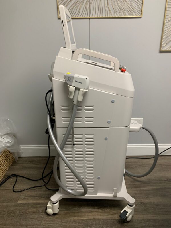 2023 Rohrer Spectrum Multi-Platform System w/ 5 Handpieces - IPL, 2940 nm Erbium Yag, and Q-Switched 532 / 1064 nm, Long Pulse Nd Yag & Diode Hair Removal - 90 Day Warranty & Shipping Included (vw/jg) - Image 3