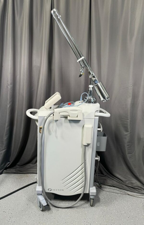 2018 Sciton Joule 7 with Halo, BBL, MLP, Profractional XC3 - Excellent Condition (vw/mg) - Image 3