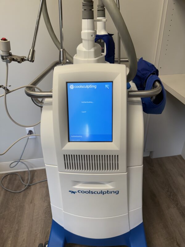 2014 Zeltiq Coolsculpting with (5) Applicators - CoolAdvantage, CoolAdvantage Petite, CoolAdvantage Plus, CoolMini, & CoolSmooth Pro Applicators - Does Not Include Warranty or Shipping (km/ste)s - Image 6