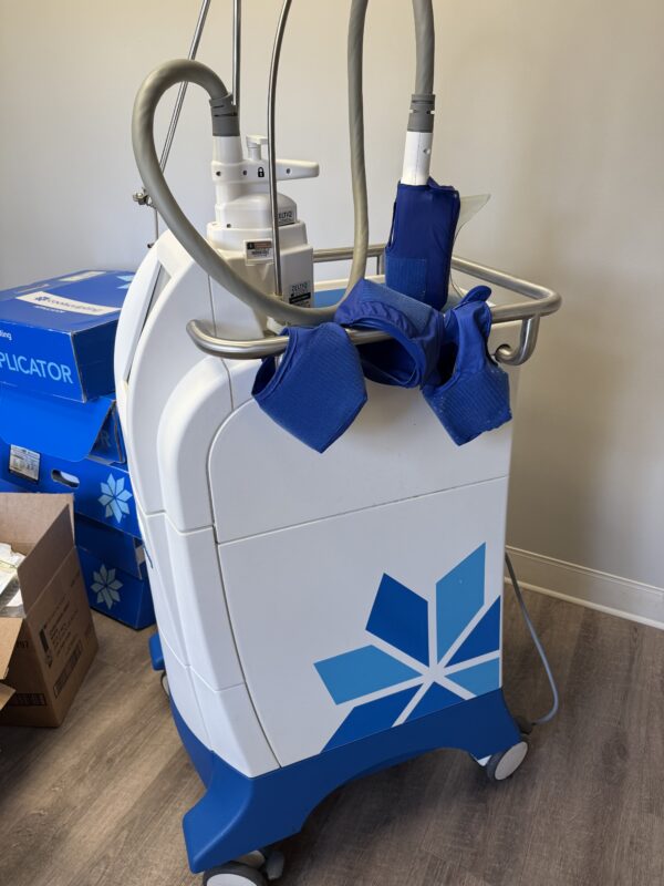 2014 Zeltiq Coolsculpting with (5) Applicators - CoolAdvantage, CoolAdvantage Petite, CoolAdvantage Plus, CoolMini, & CoolSmooth Pro Applicators - Does Not Include Warranty or Shipping (km/ste)s - Image 3