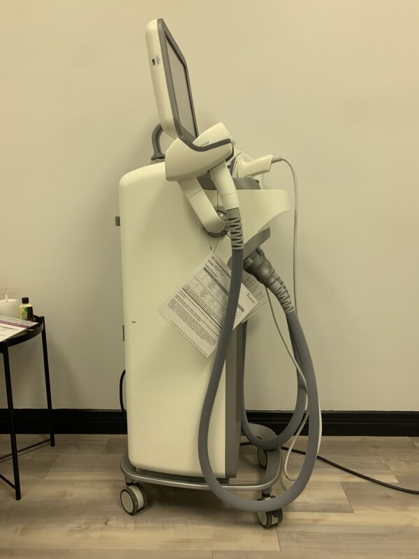 2021 Syneron Candela Elos Plus with 3 Handpieces - SRA IPL Skin Rejuvenation, SublativeRF Radio Frequency Skin Resurfacing, & Motif Vantage Diode & RF 33x14mm Pain Free Hair Removal for All Skin Types  - Includes Warranty & Free Shipping (km/mac) - Image 4