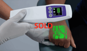 2024 AccuVein - Brand New, InBox, Unused - Near Infrafred (NIR) Vein Finder / Visualization - INCLUDES ROLLING HANDS-FREE CHARGING STAND - See Veins, Valves, and Bifurcations not visible to the Naked Eye - Free Shipping & Warranty (km/tan)s