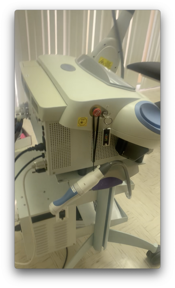 2006 Cynosure Palomar Starlux 300 with LuxV Handpiece As-Is - Free Shipping (km/oka) - Image 3