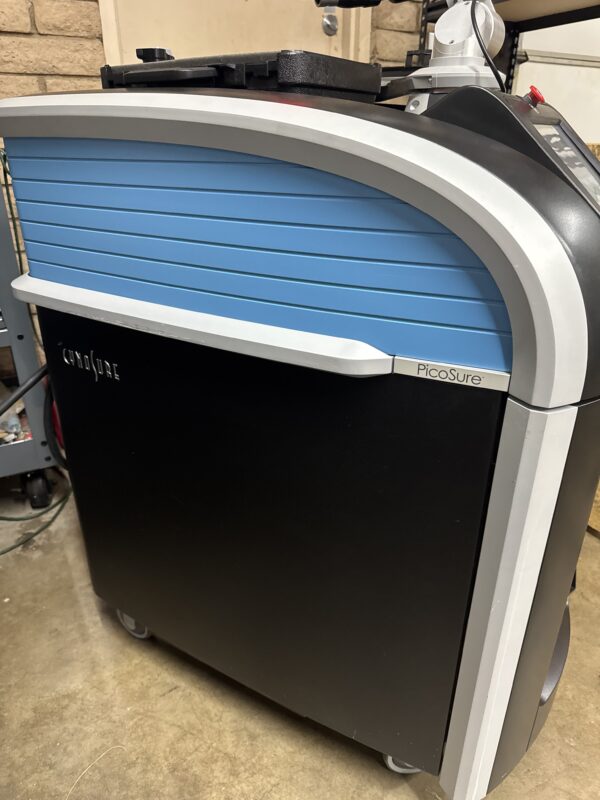2015 Cynosure Palomar Picosure with 755nm 532nm PICOSECOND - Tattoo & Pigment Removal for Skin Types I-IV - INCLUDES FULL SERVICE INSTALLATION (vw/dj) - Image 2