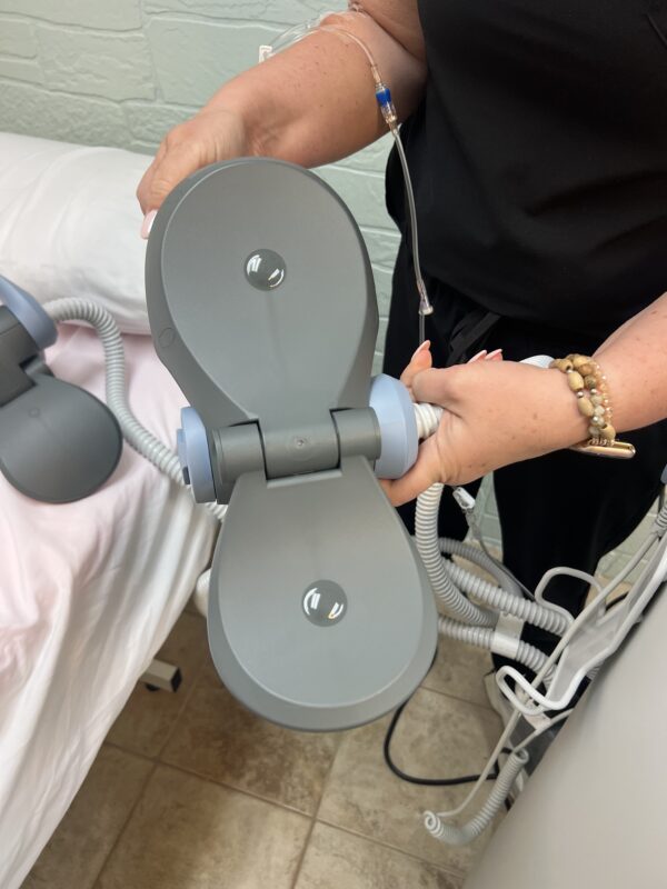 2024 BTL Emsculpt Neo – Simultaneous Muscle Sculpting & Fat Elimenation - with (5) SETS OF PADDLES - EDGE, LARGE, & SMALL - $72,705 VALUE - INCLUDES CONSUMABLE SUPPORT (km/hul-ve) - Image 25