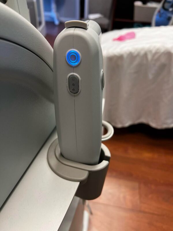 2016 Merz Ulthera Ultherapy Ultrasound Skin Tightening System with UH-2 DeepSee Handpiece and 5 Transducers - Free Shipping & Warranty (vw/cl) - Image 2