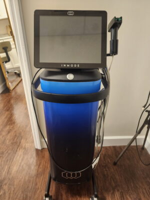 2022 Inmode Morpheus8 PRO with (1) Morpheus8 FACE Microneedling Handpiece & (1) Morpheus8 BODY Microneedling Handpiece - For Skin Resurfacing, Scar Correction, Pigment, Vascular Lesions, Skin Tightening, & Cellulite Smoothing (jp/ski-gs)