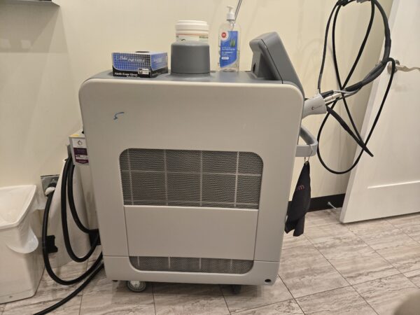2019 Candela Gentlemax Pro 755nm & 1064nm Dual Wavelength - Hair Removal, Pigment, Vascular Lesions, Skin Rejuvenation - Received Full Maintenance Service- Free Shipping & Warranty (km/qui) - Image 3
