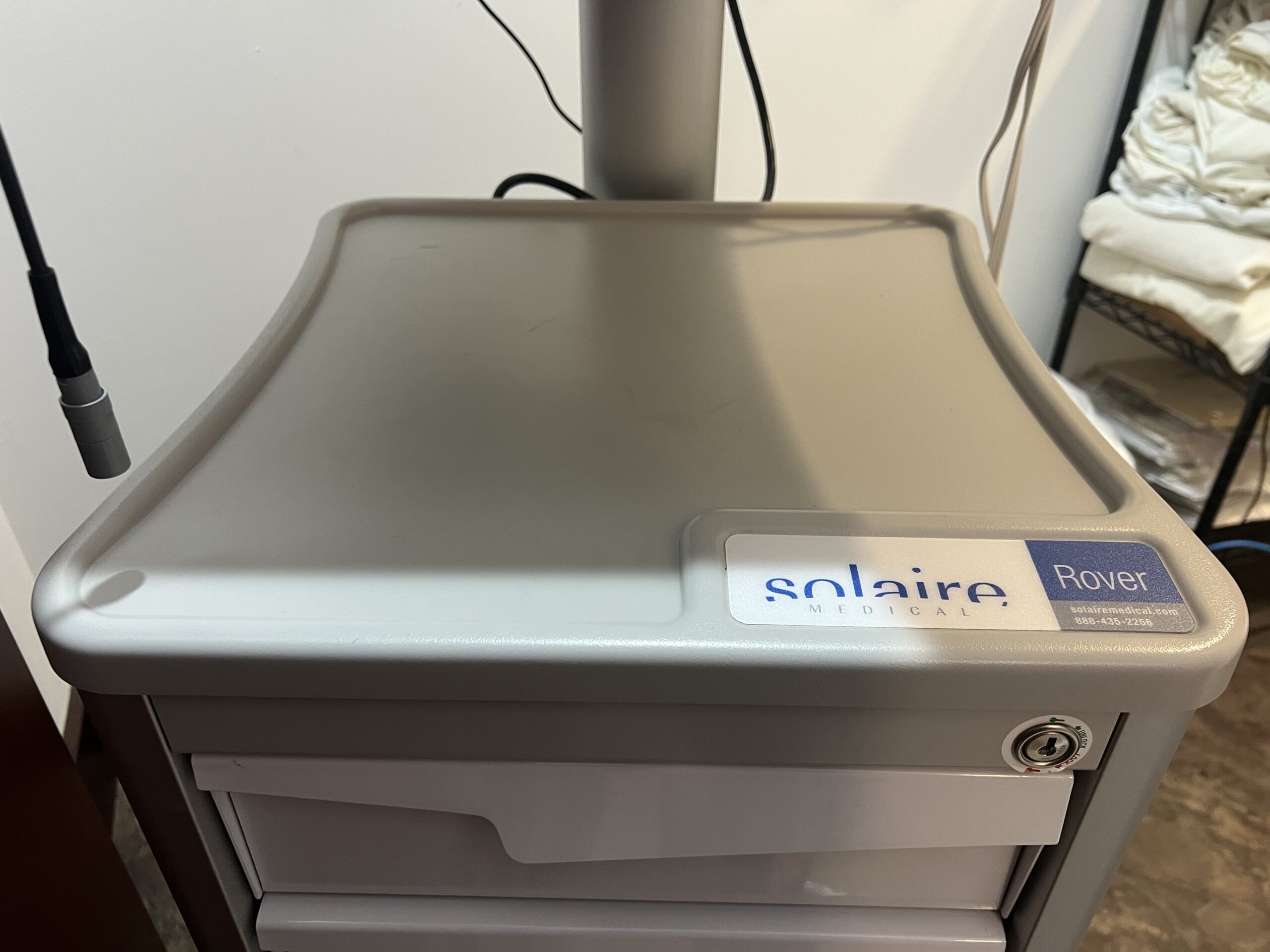 2016 Thermi Aesthetics ThermiRF with 8mm & 10mm ThermiSmooth HP's & Accessories - for Skin Tightening and Wrinkle Reduction - with ThermiVA & ThermiTight Electrodes & Real-Time Temperature Monitoring - Free Shipping & Warranty - (km/eva) - Image 5