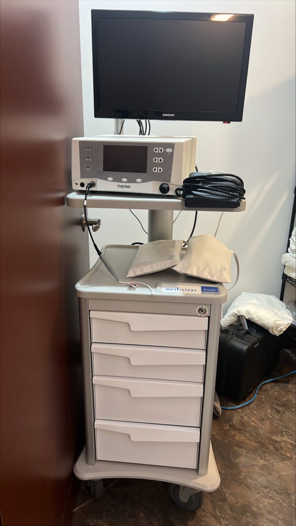 2016 Thermi Aesthetics ThermiRF with 8mm & 10mm ThermiSmooth HP's & Accessories - for Skin Tightening and Wrinkle Reduction - with ThermiVA & ThermiTight Electrodes & Real-Time Temperature Monitoring - Free Shipping & Warranty - (km/eva)