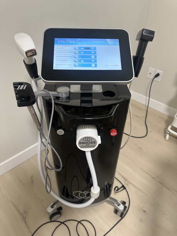 2021 Inmode Optimas with 5 Handpieces - Diolaze XL 810, Morpheus8 FACE, Lumecca 580, Lumecca 515, and Forma - LOADED SYSTEM! TIPS ARE AVAILABLE FOR PURCHASE WITH THIS SYSTEM  (jp/pet) - Image 2