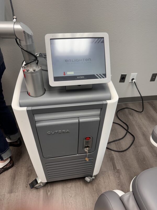 2016 Cutera Enlighten - 532 nm & 1064 nm Q-Switched Laser - Tattoo & Pigment Removal, Skin Rejuvenation - Includes Shipping & Warranty (km/swi) - Image 7