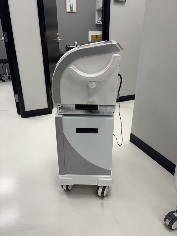 2019 Sharplight Omnimax S4 with (11) Handpieces - HR 635 Hair Removal,  AC 420 Acne,  SR 580 Skin Rejuvenation, VP 535 Vascular & Pigmented Lesions;  Dual VP 535-680nm/860nm Vascular & Pigmented Lesions, Fractional 2940nm Er:YAG Scar & Skin Rejuvenation, QS 532/1064 Q-Switched Tattoo Removal, LP 1064 Nd Deeper Vascular Lesions & Hair Removal, RF Body Contouring,  RF Face Contouring, & IR 3.4 Skin Tightening & Rejuvenation Small Areas - Includes Free Shipping & Warranty (km/tru) - Image 3