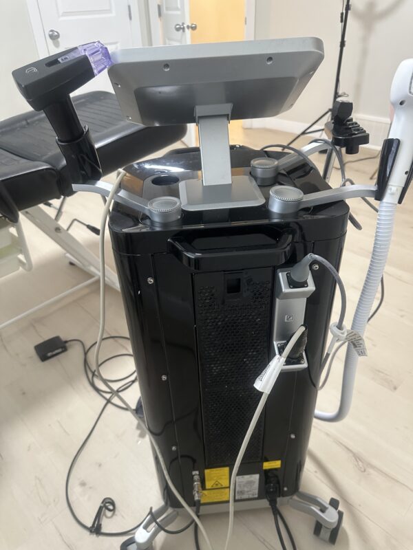 2021 Inmode Optimas with 5 Handpieces - Diolaze XL 810, Morpheus8 FACE, Lumecca 580, Lumecca 515, and Forma - LOADED SYSTEM! TIPS ARE AVAILABLE FOR PURCHASE WITH THIS SYSTEM  (jp/pet) - Image 5