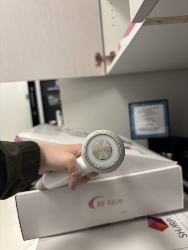 2019 Sharplight Omnimax S4 with (11) Handpieces - HR 635 Hair Removal,  AC 420 Acne,  SR 580 Skin Rejuvenation, VP 535 Vascular & Pigmented Lesions;  Dual VP 535-680nm/860nm Vascular & Pigmented Lesions, Fractional 2940nm Er:YAG Scar & Skin Rejuvenation, QS 532/1064 Q-Switched Tattoo Removal, LP 1064 Nd Deeper Vascular Lesions & Hair Removal, RF Body Contouring,  RF Face Contouring, & IR 3.4 Skin Tightening & Rejuvenation Small Areas - Includes Free Shipping & Warranty (km/tru) - Image 11