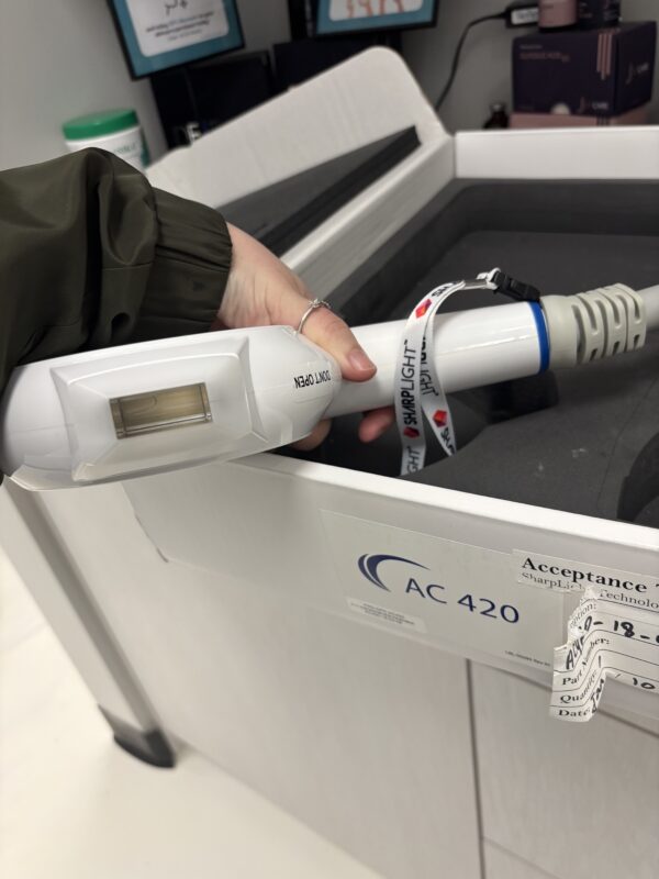 2019 Sharplight Omnimax S4 with (11) Handpieces - HR 635 Hair Removal,  AC 420 Acne,  SR 580 Skin Rejuvenation, VP 535 Vascular & Pigmented Lesions;  Dual VP 535-680nm/860nm Vascular & Pigmented Lesions, Fractional 2940nm Er:YAG Scar & Skin Rejuvenation, QS 532/1064 Q-Switched Tattoo Removal, LP 1064 Nd Deeper Vascular Lesions & Hair Removal, RF Body Contouring,  RF Face Contouring, & IR 3.4 Skin Tightening & Rejuvenation Small Areas - Includes Free Shipping & Warranty (km/tru) - Image 12