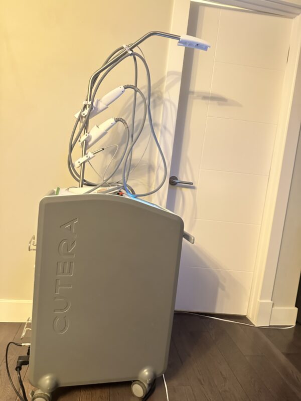 2023 Cutera Excel V+ Dual Wavelength 1064nm & 532nm for Vascular Lesions, Pigmented Lesions & Non-Ablative Skin Revitalization with Free Shipping & Warranty (jp-km/mar) - Image 3