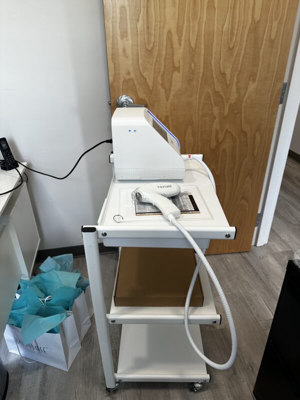 2023 Novoxel Tixel-C Thermo-Mechanical Action Skin Rejuvenation Device - Portable Table Top System - No Consumables Required - Serums, Free Shipping & Warranty Included (jp-km/alb) - Image 3