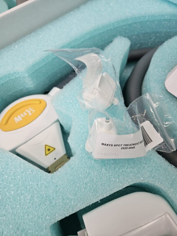 2019 Cynosure Palomar Icon w/ 4 Handpieces - 1540 Fractional - Non-Ablative Skin Resurfacing, Scar & Stretch Mark, Max G IPL - Pigment & Vascular Lesions, MaxR IPL - Large Spot Size Hair Removal, Max Ys IPL - Pigment & Fine Hair Removal) Handpieces - Only 158,306 System Pulses - Free Shipping & Warranty (jp/mei) - Image 21