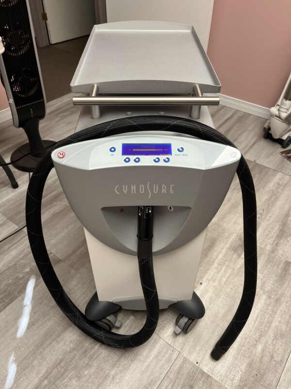 2022 Cynosure Elite IQ - 755nm & 1064nm - 2.5mm to 24mm Spot Sizes - VERY LOW USE & PULSES - Total Pulse Counts = ONLY 233,194 - for Hair Removal, Pigment & Vascular, Warts, Wrinkles, Rosacea and More - Includes Skin Chiller, Free Shipping & Warranty (jp/dc) - Image 20