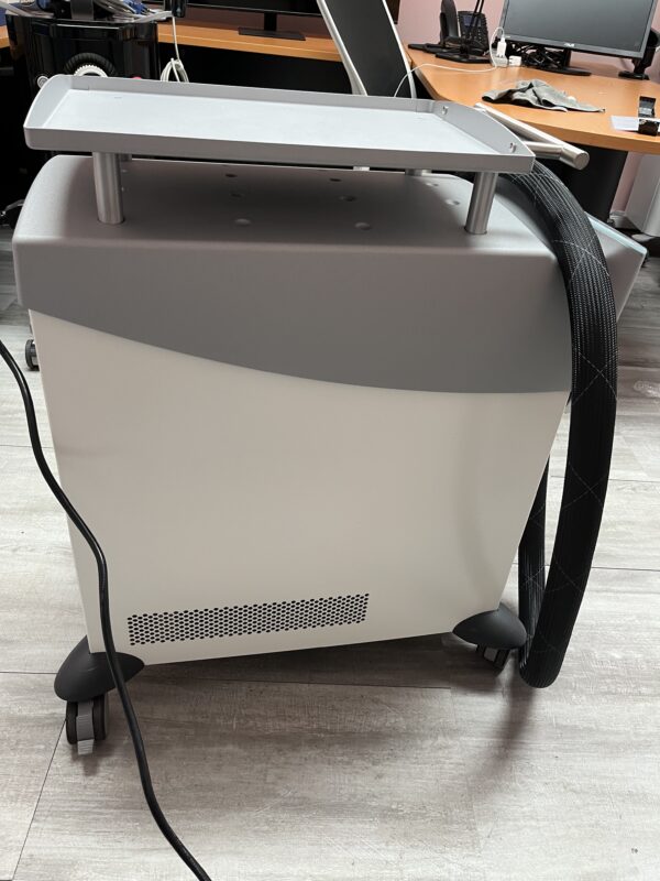 2022 Cynosure Elite IQ - 755nm & 1064nm - 2.5mm to 24mm Spot Sizes - VERY LOW USE & PULSES - Total Pulse Counts = ONLY 233,194 - for Hair Removal, Pigment & Vascular, Warts, Wrinkles, Rosacea and More - Includes Skin Chiller, Free Shipping & Warranty (jp/dc) - Image 23