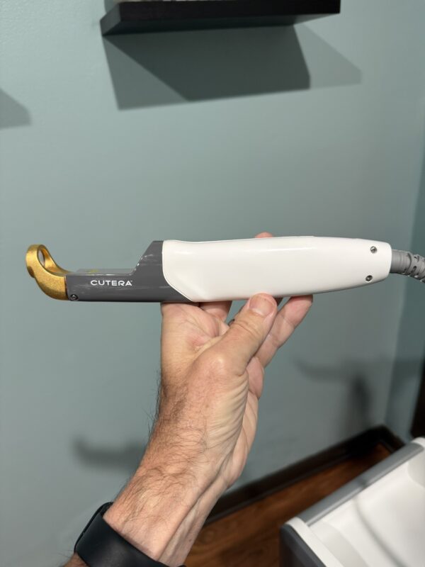 2019 Cutera Excel V+ Dual Wavelength 1064nm & 532nm for Vascular Lesions, Pigmented Lesions & Non-Ablative Skin Revitalization - NO CONSUMABLES REQUIRED - Free Shipping & Warranty (jp/leb) - Image 7