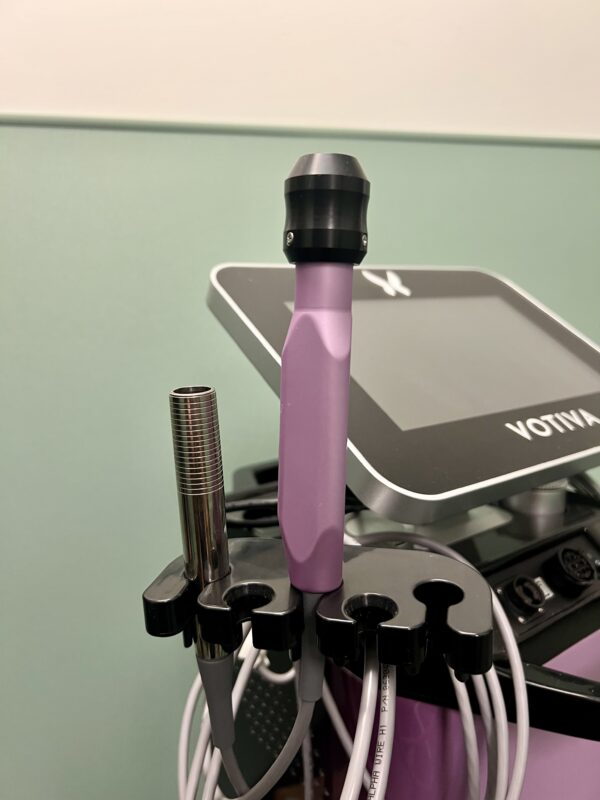 2018 Inmode Votiva RF Vaginal Rejuvenation with (2) Handpieces  - (1) FormaV Plus 90 Vaginal & Incontinence Handpiece & (1) Fractora Handpiece - INCLUDES CONSUMABLE PURCHASING SUPPORT - Free Shipping & Warranty (km/dan-ve) - Image 3