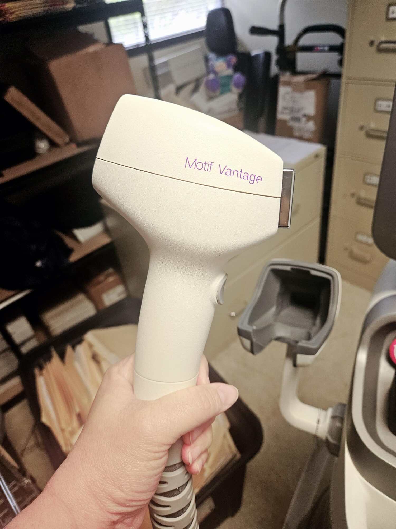 2018 Syneron Candela Elos Plus w/ 3 HP's - (1) Motif LHR Diode for Hair Removal, (1) SRA Mini/IPL for Vascular & Pigment & (1) Sublative RF for Skin Resurfacing - Includes CONSUMABLE & SERVICE SUPPORT, Free Shipping & Warranty (jp/bel) - Image 7