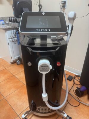 Lightly Used 2018 InMode Triton Multi-Wavelength Hair Removal - Alexandrite, Nd Yag, Diode Hair Removal - with (2) Handpieces (1) Duo Light 755nm/810nm HP & (1) Duo Dark 810/1064 HP - Perfect Condition - Free Shipping & Warranty Included (jp/bc)