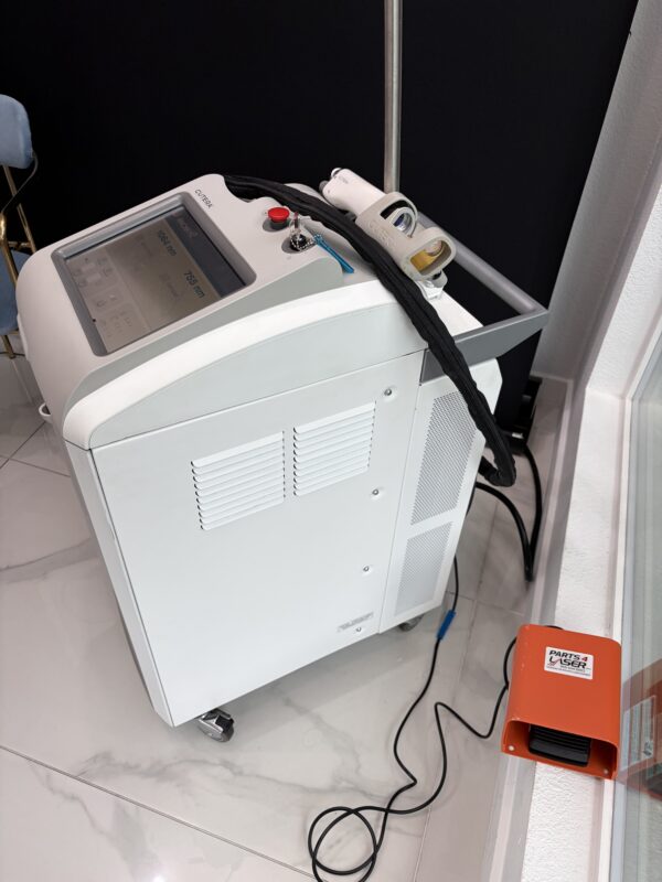 2021 Cutera Excel HR - 1064nm & 755nm Hair Removal System, Pigment, Facial & Leg Veins, Laser Genesis Skin Rejuvenation - All Skin Types I-IV - Free Shipping & Warranty (km/jav) - Image 3