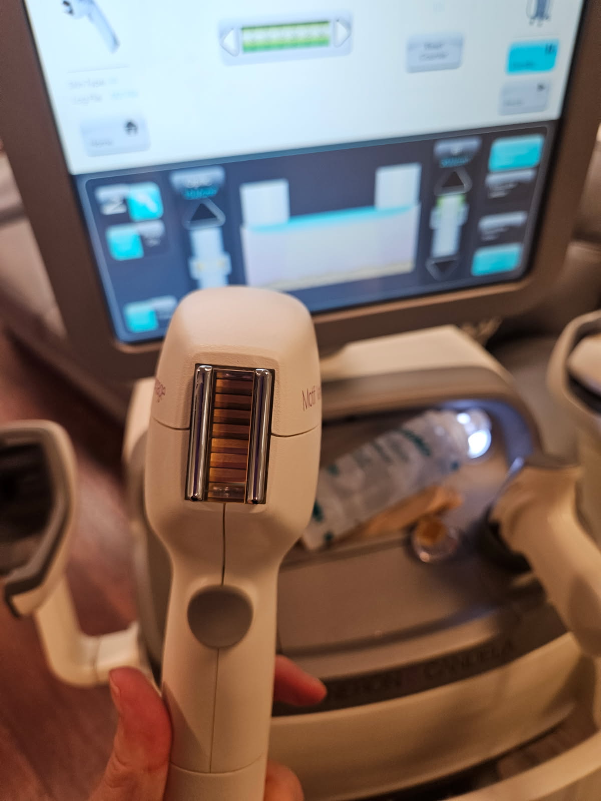 2018 Syneron Candela Elos Plus w/ 3 HP's - (1) Motif LHR Diode for Hair Removal, (1) SRA Mini/IPL for Vascular & Pigment & (1) Sublative RF for Skin Resurfacing - Includes CONSUMABLE & SERVICE SUPPORT, Free Shipping & Warranty (jp/bel) - Image 8