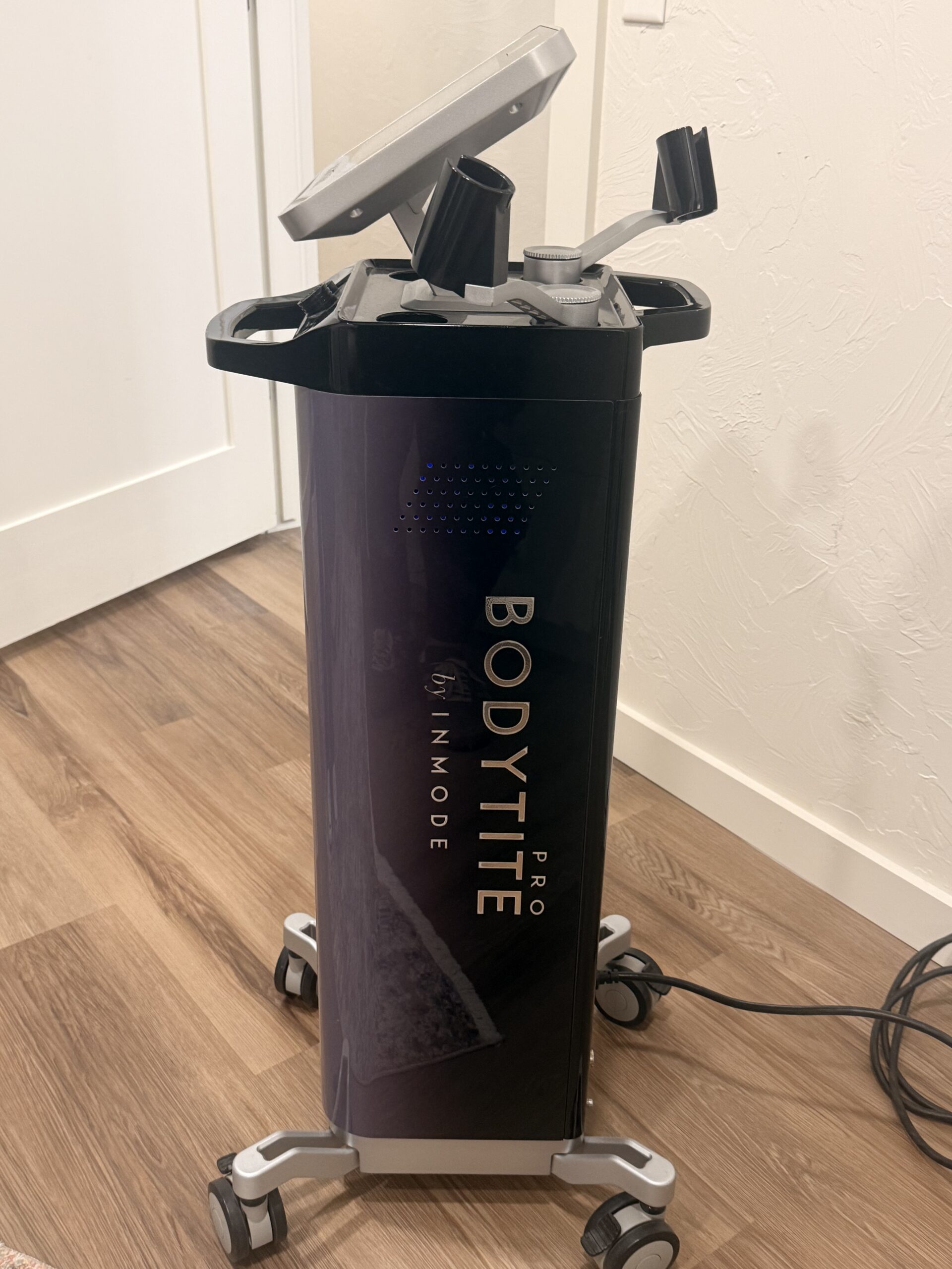 2021 InMode BodyTite Pro RF Body Contouring BodyTite, FaceTite, & Morpheus8 Applications & Morpheus8 Handpiece - INCLUDES CONSUMABLE PURCHASING SUPPORT - Includes Warranty & Free Shipping (km/mck-ve) - Image 3