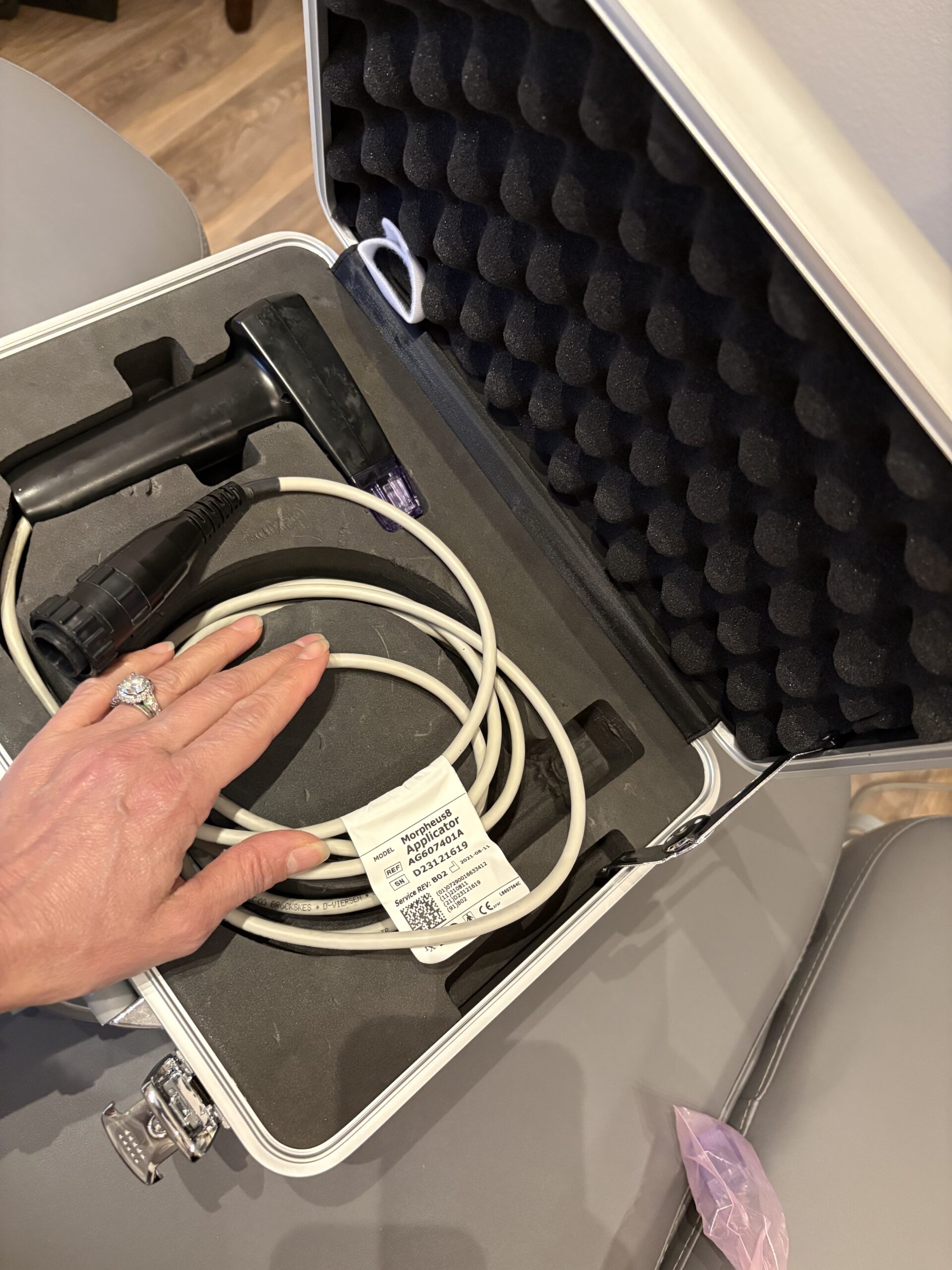 2021 Inmode Morpheus8 PRO Radio Frequency Microneedling - with Face & Body Handpieces - Skin Tightening, Cellulite Reduction, Resurfacing, Scar Correction - Includes CONSUMABLE PURCHASING SUPPORT from RBL, (13) Tips, Warranty & Free Shipping (km/mac) - Image 9