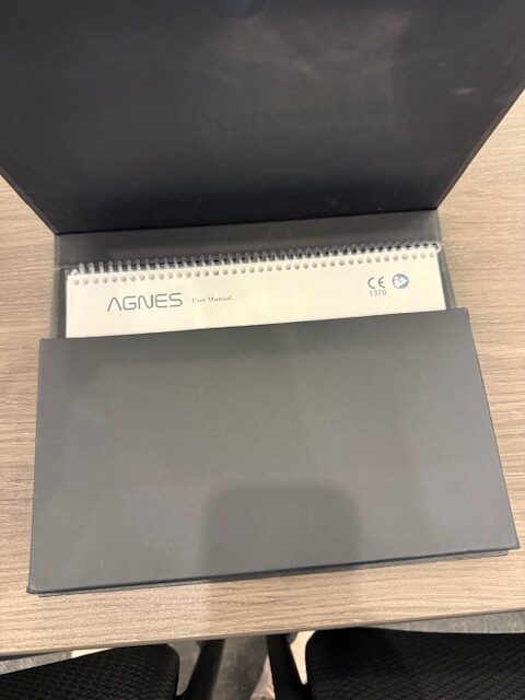 Like New 2022 AMP Agnes RF Microneedling with Surgical RF Microneedling Handpiece - INCLUDES SUPPORT FOR CONSUMABLE PURCHASING - Free Warranty & Shipping - USED FOR 1 TREATMENT ONLY (jp-km/gla) - Image 9