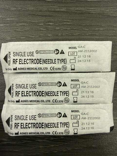 Like New 2022 AMP Agnes RF with RF Microneedling Handpiece & RF Stimulating Handpiece - INCLUDES SUPPORT FOR CONSUMABLE PURCHASING - Free Warranty & Shipping - USED FOR 1 TREATMENT ONLY (jp/gla)s - Image 12