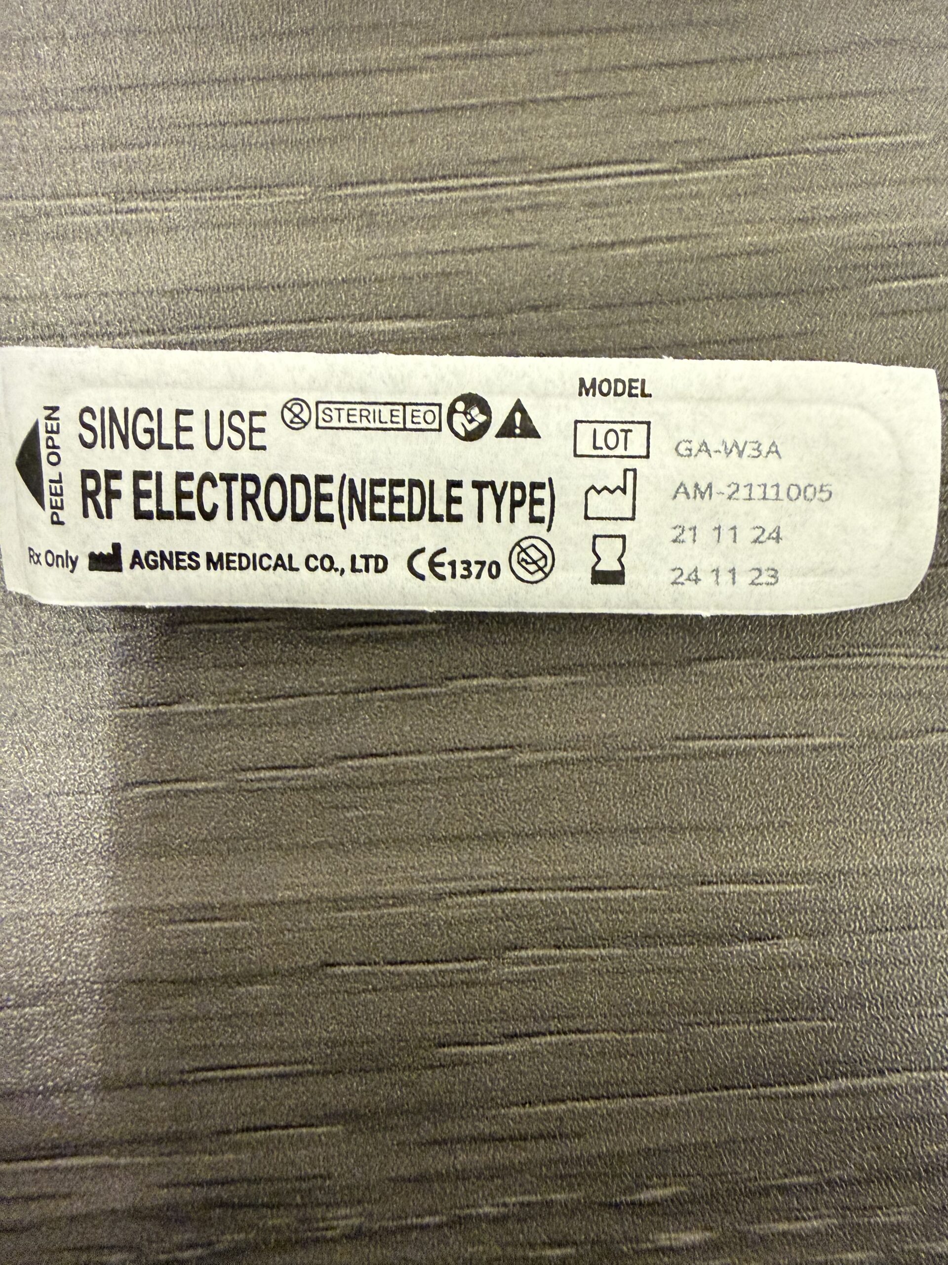 Like New 2022 AMP Agnes RF with RF Microneedling Handpiece & RF Stimulating Handpiece - INCLUDES SUPPORT FOR CONSUMABLE PURCHASING - Free Warranty & Shipping - USED FOR 1 TREATMENT ONLY (jp/gla)s - Image 16