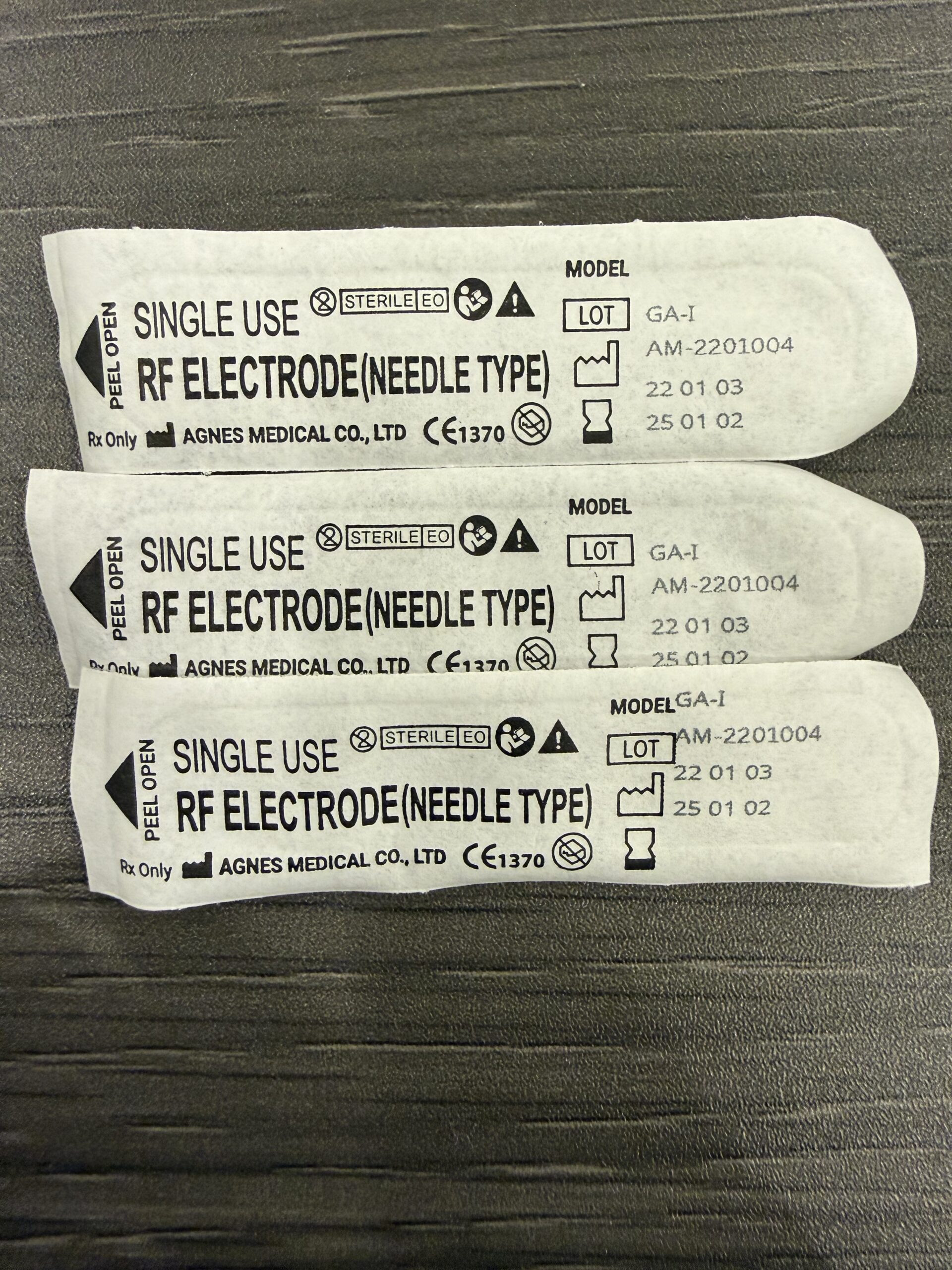 Like New 2022 AMP Agnes RF with RF Microneedling Handpiece & RF Stimulating Handpiece - INCLUDES SUPPORT FOR CONSUMABLE PURCHASING - Free Warranty & Shipping - USED FOR 1 TREATMENT ONLY (jp/gla)s - Image 18