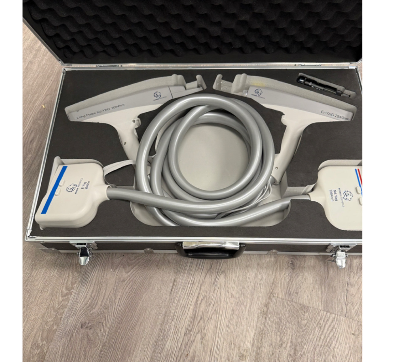 2022 Rohrer Spectrum Multi-Platform System Very Low Pulses with 5 Handpieces - IPL, 2940 nm Erbium Yag, and Q-Switched 532 / 1064 nm, Long Pulse Nd Yag & Diode - 90 Day Warranty & Shipping Included (vw) - Image 4