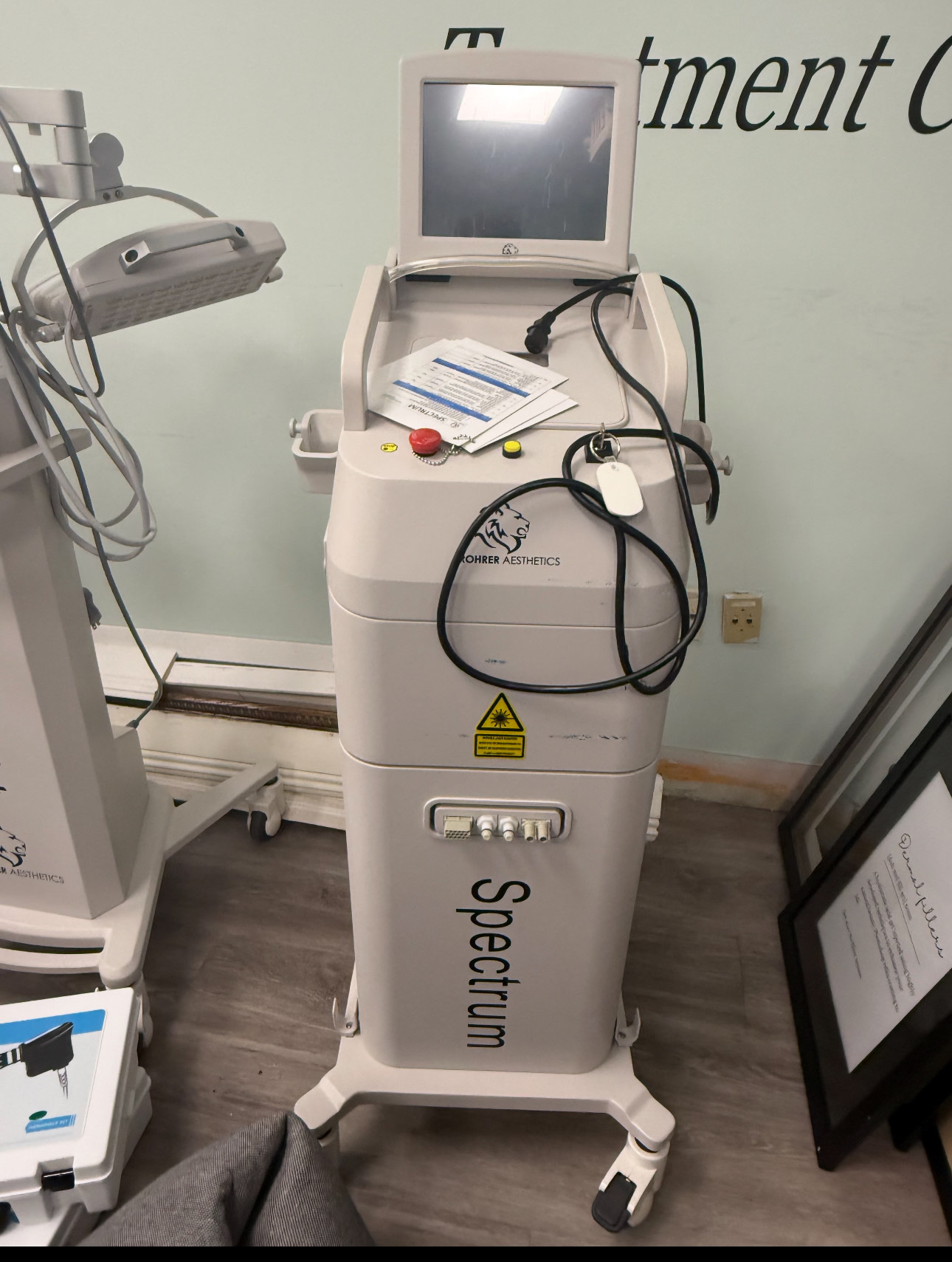 2022 Rohrer Spectrum Multi-Platform System Very Low Pulses with 5 Handpieces - IPL, 2940 nm Erbium Yag, and Q-Switched 532 / 1064 nm, Long Pulse Nd Yag & Diode - 90 Day Warranty & Shipping Included (vw)