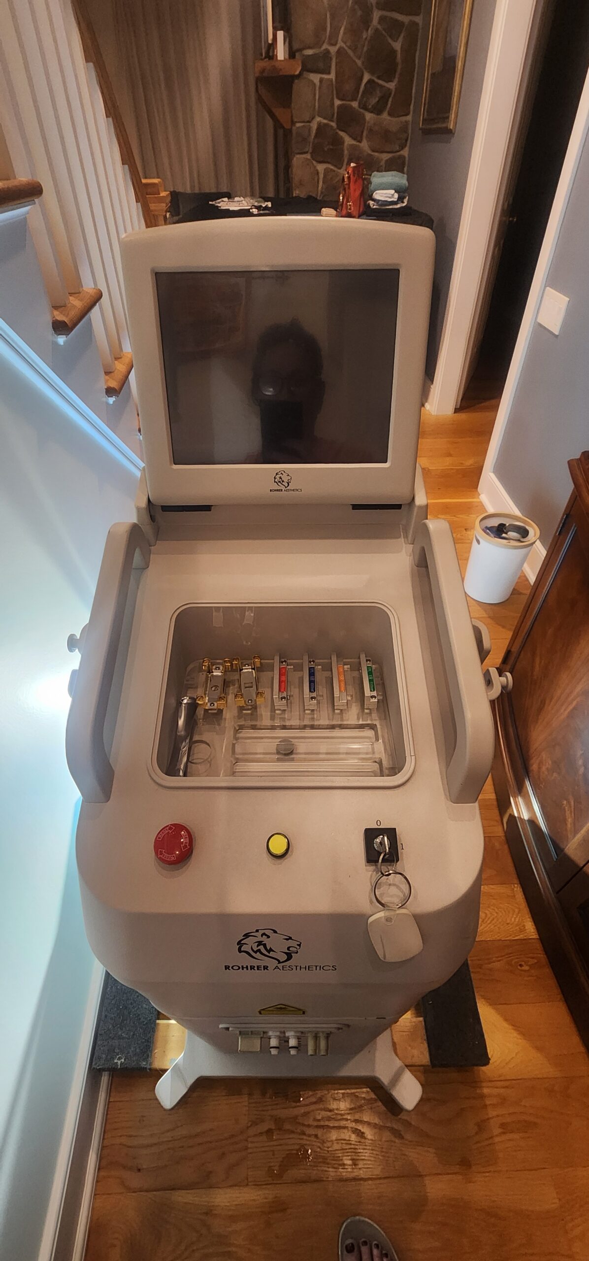 2018 Rohrer Aesthetics Spectrum Multi-Platform System with 5 Handpieces - Diode, IPL, 2940 nm Erbium Yag, Long Pulse Nd Yag Q-Switched 532 / 1064 nm - 90 Day Warranty & Shipping Included (jp/vw) - Image 3