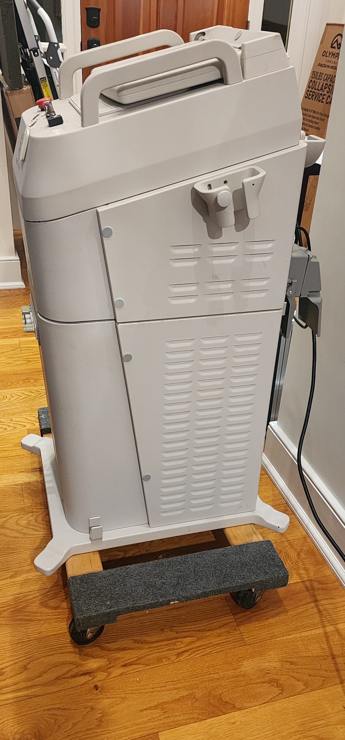 2018 Rohrer Aesthetics Spectrum Multi-Platform System with 5 Handpieces - Diode, IPL, 2940 nm Erbium Yag, Long Pulse Nd Yag Q-Switched 532 / 1064 nm - 90 Day Warranty & Shipping Included (jp/vw) - Image 5