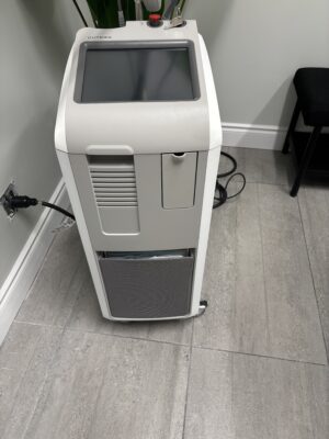 2024 Cutera Excel HR - 1064nm & 755nm Hair Removal System, Pigment, Facial & Leg Veins, Laser Genesis Skin Rejuvenation - All Skin Types I-IV - Free Shipping & Warranty (km/kia2)