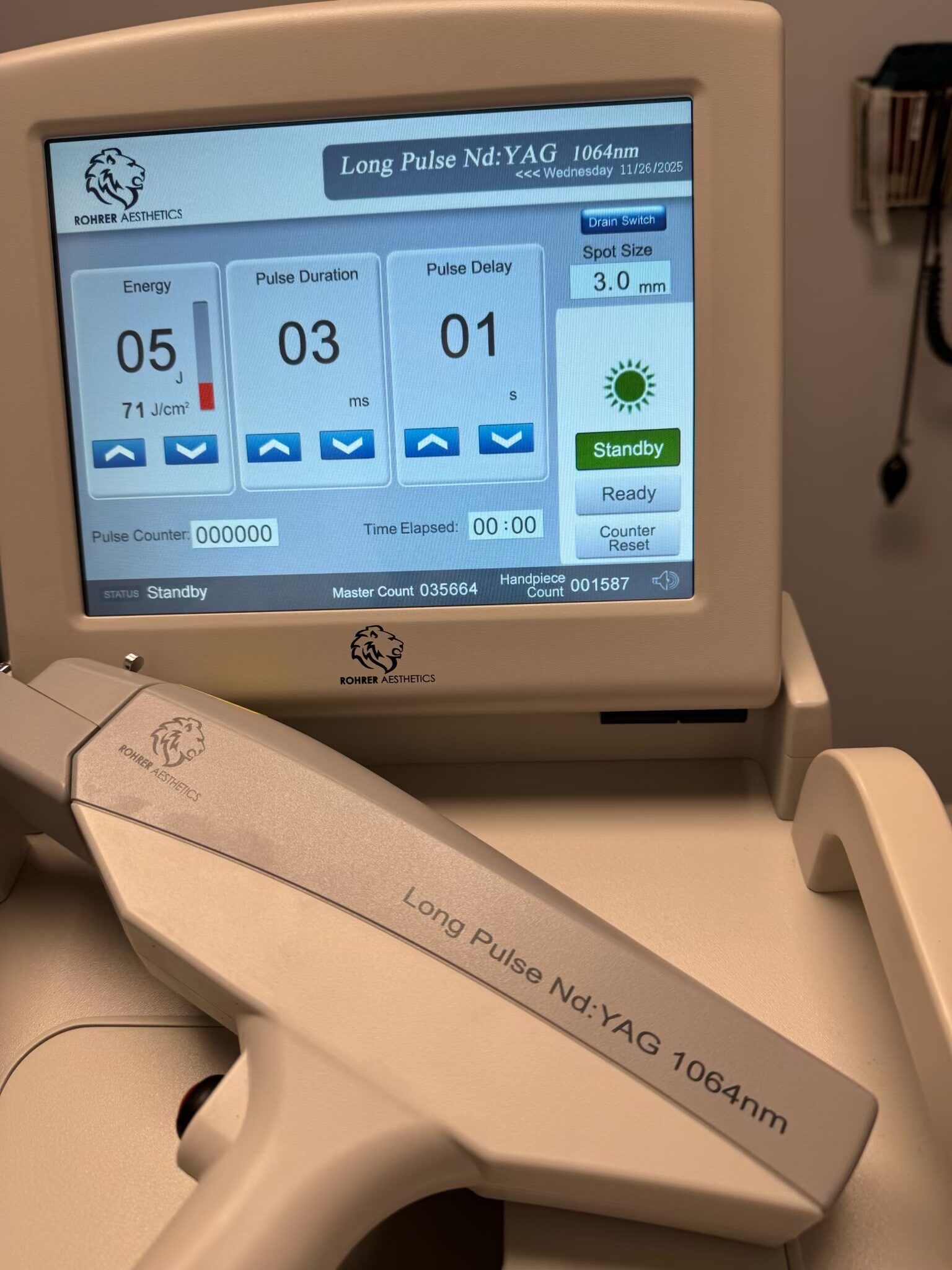 2022 Rohrer Spectrum Multi-Platform System Very Low Pulses with 5 Handpieces - IPL, 2940 nm Erbium Yag, and Q-Switched 532 / 1064 nm, Long Pulse Nd Yag & Diode - 90 Day Warranty & Shipping Included (vw) - Image 6