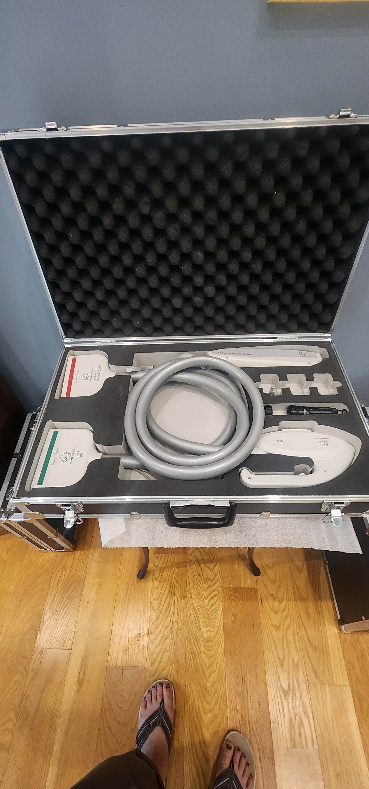 2018 Rohrer Aesthetics Spectrum Multi-Platform System with 5 Handpieces - Diode, IPL, 2940 nm Erbium Yag, Long Pulse Nd Yag Q-Switched 532 / 1064 nm - 90 Day Warranty & Shipping Included (jp/vw) - Image 12