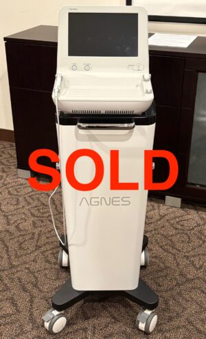 Barely Used 2023 Agnes Medical Agnes RF Microneedling with RF Stimulator Handpiece & Insulated Microneedle RF Handpiece - Subdermal Fat Ablation, Skin Tightening, Skin Firming, Skin Smoothing & Acne with Polygonal Blade Pin Technology - INCLUDES SUPPORT FOR CONSUMABLE PURCHASING - Device Currently Under Manufacturer Warranty - Free Shipping - Used for 25 Treatments Only (jp/mil)s