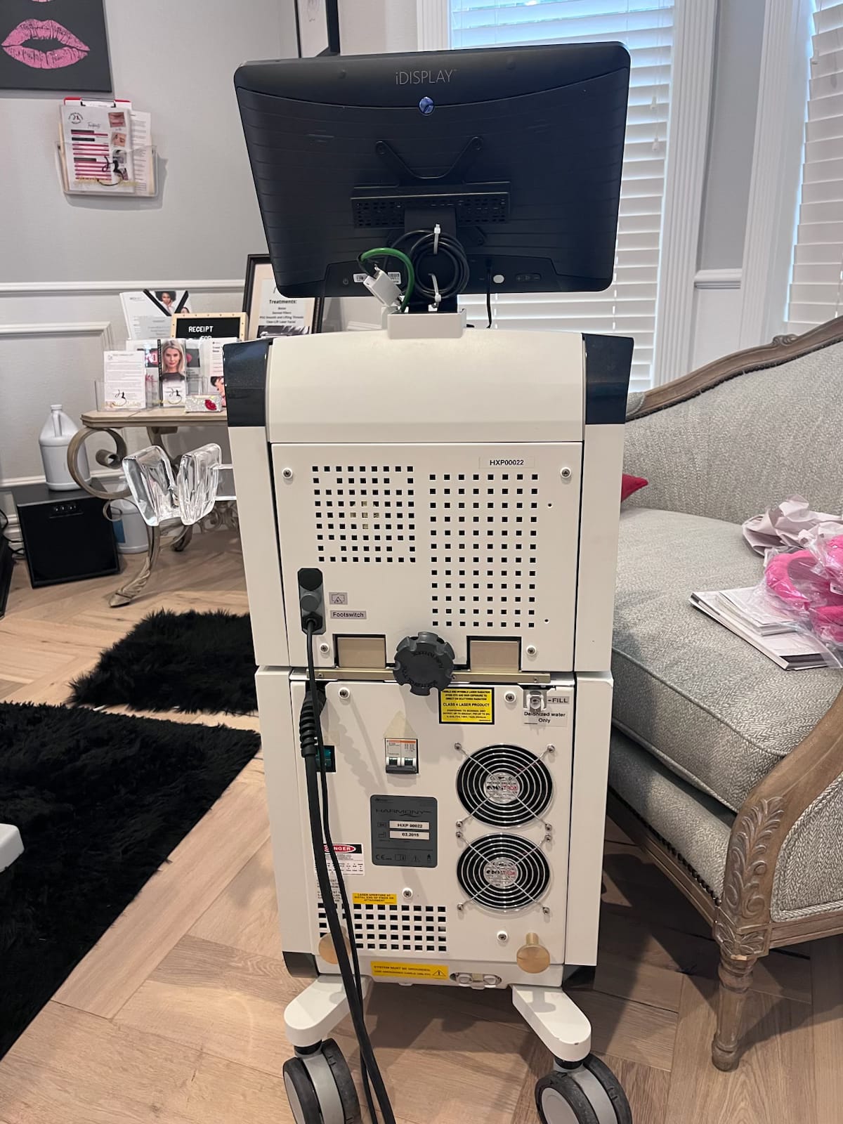 2015 Alma Harmony XL PRO with (4) Handpieces - (1) ClearLift, (1) SHR, (1) Dye SVL, & (1) LED Handpiece - Includes Free Shipping & 90 Day Warranty (km/cas) - Image 5