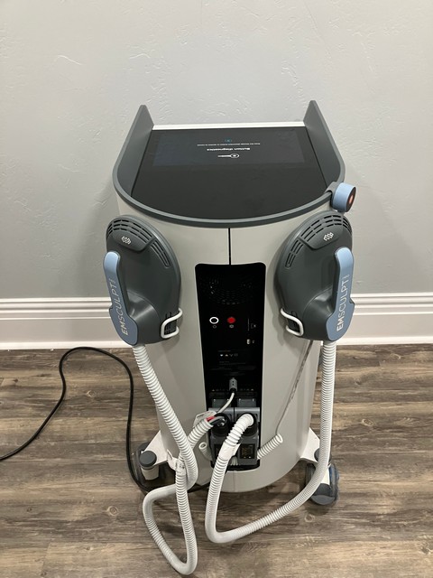 2022 BTL Emsculpt Neo - Simultaneous Muscle Sculpting & Fat Elimination w/ (2) HIFEM/RF Small Paddles (92% Remaining) & (2) HIFEM/RF Large Paddles (39% Remaining) - $19,650 VALUE - DOES NOT INCLUDE CONSUMABLE SUPPORT (jm/by19-01) - Image 4
